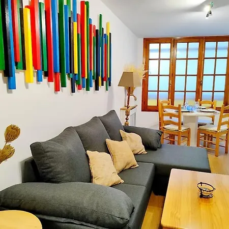 Parking Gratis Vigilado 24h Tranquilo Centro De Vialia Apartment