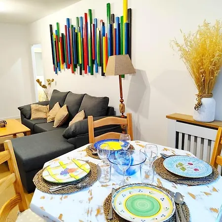 Parking Gratis Vigilado 24h Tranquilo Centro De Vialia Apartment