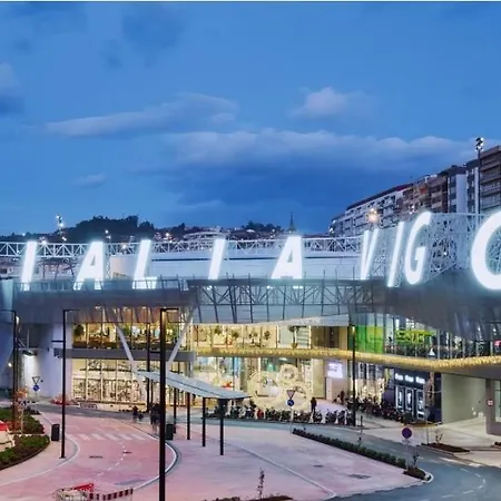 Parking Gratis Vigilado 24h Tranquilo Centro De Vialia