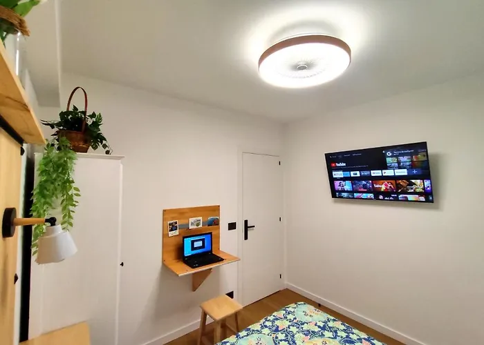 Parking Gratis Vigilado 24h Tranquilo Centro De Vialia *