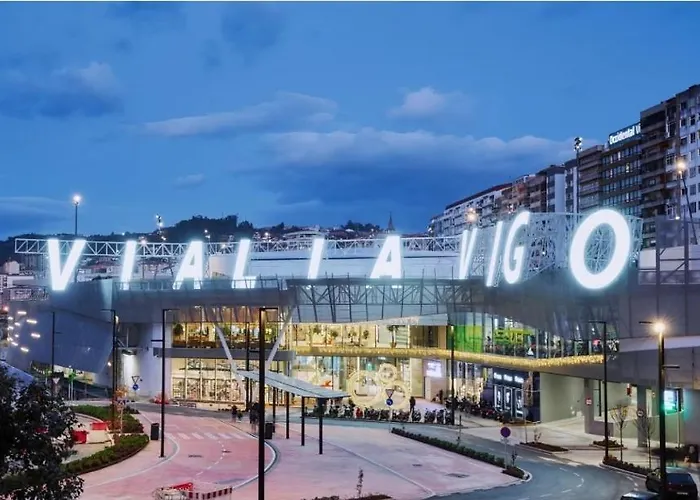 Parking Gratis Vigilado 24h Tranquilo Centro De Vialia