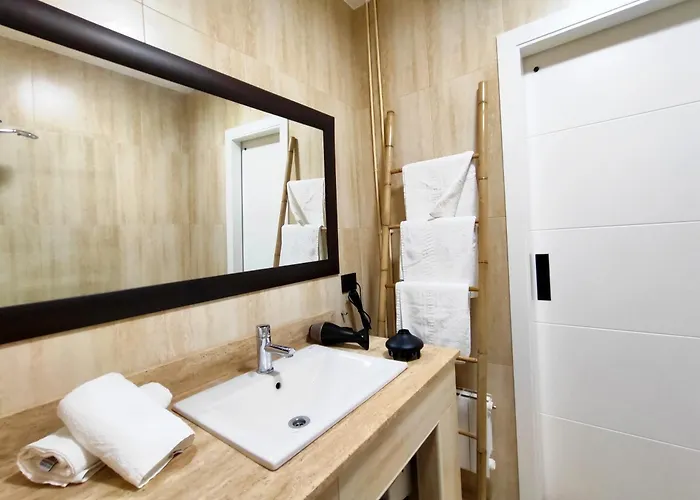 Parking Gratis Vigilado 24h Tranquilo Centro De Vialia Daire