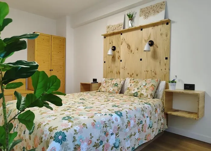 Parking Gratis Vigilado 24h Tranquilo Centro De Vialia